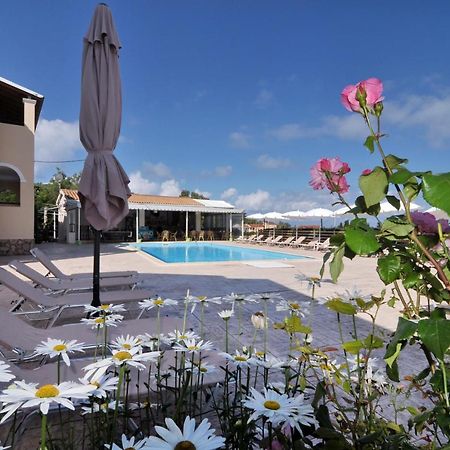 Makris Apartments Аріллас Екстер'єр фото