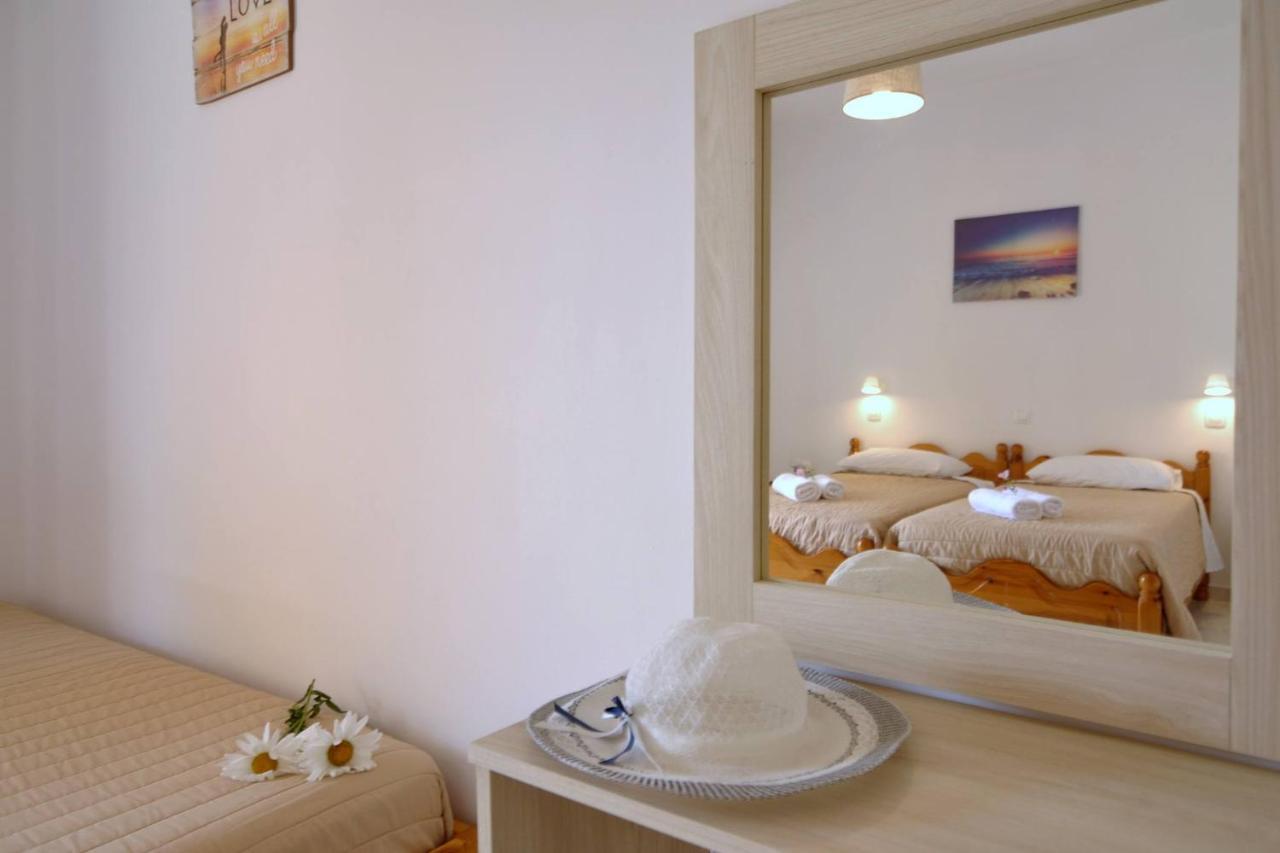 Makris Apartments Аріллас Екстер'єр фото
