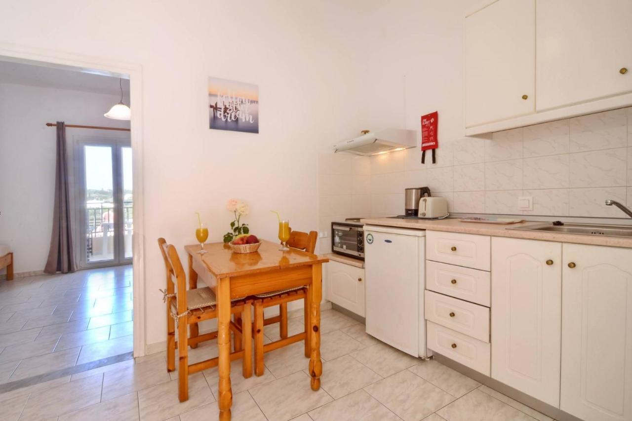 Makris Apartments Аріллас Екстер'єр фото
