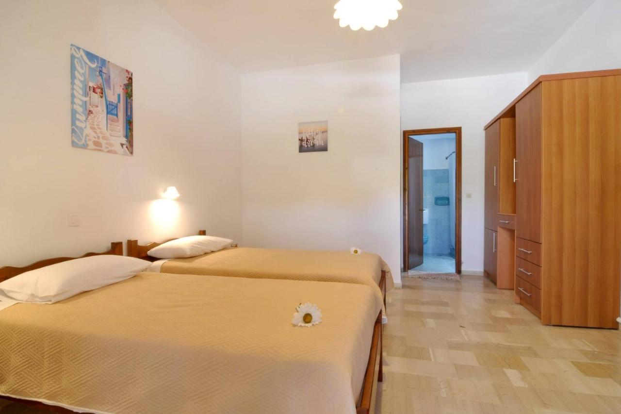 Makris Apartments Аріллас Екстер'єр фото