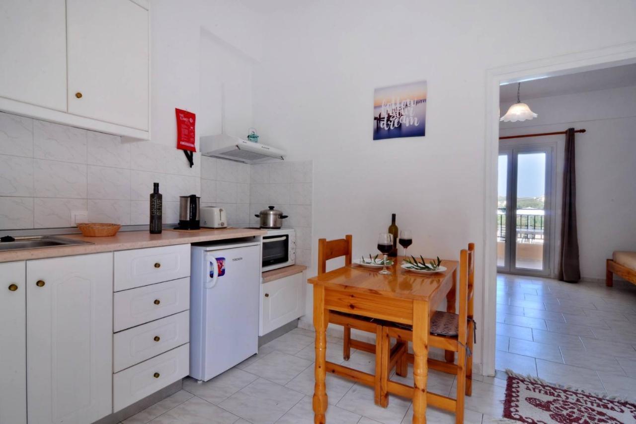 Makris Apartments Аріллас Екстер'єр фото
