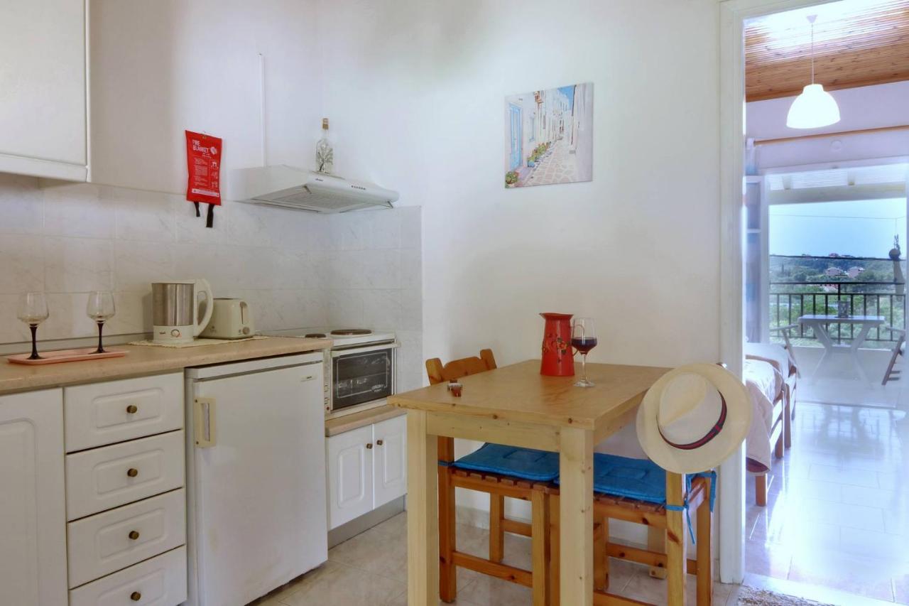 Makris Apartments Аріллас Екстер'єр фото
