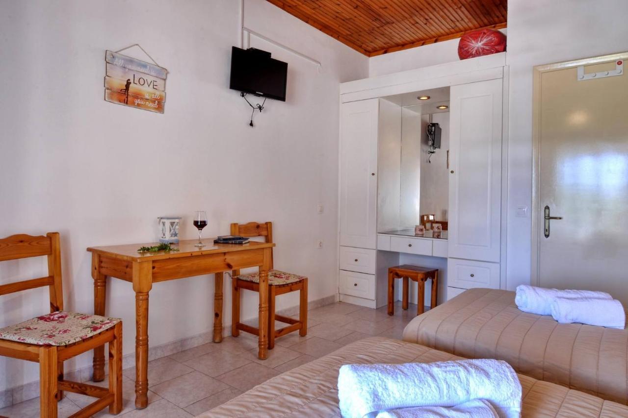 Makris Apartments Аріллас Екстер'єр фото