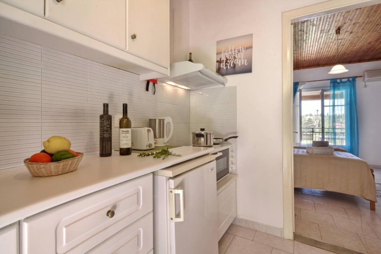 Makris Apartments Аріллас Екстер'єр фото